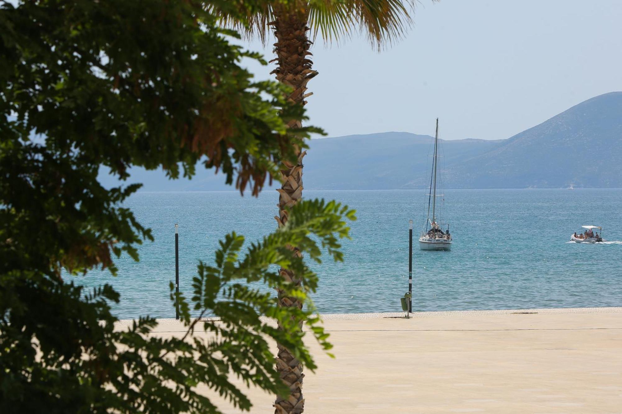Hotel Brooklyn Vlorë 외부 사진