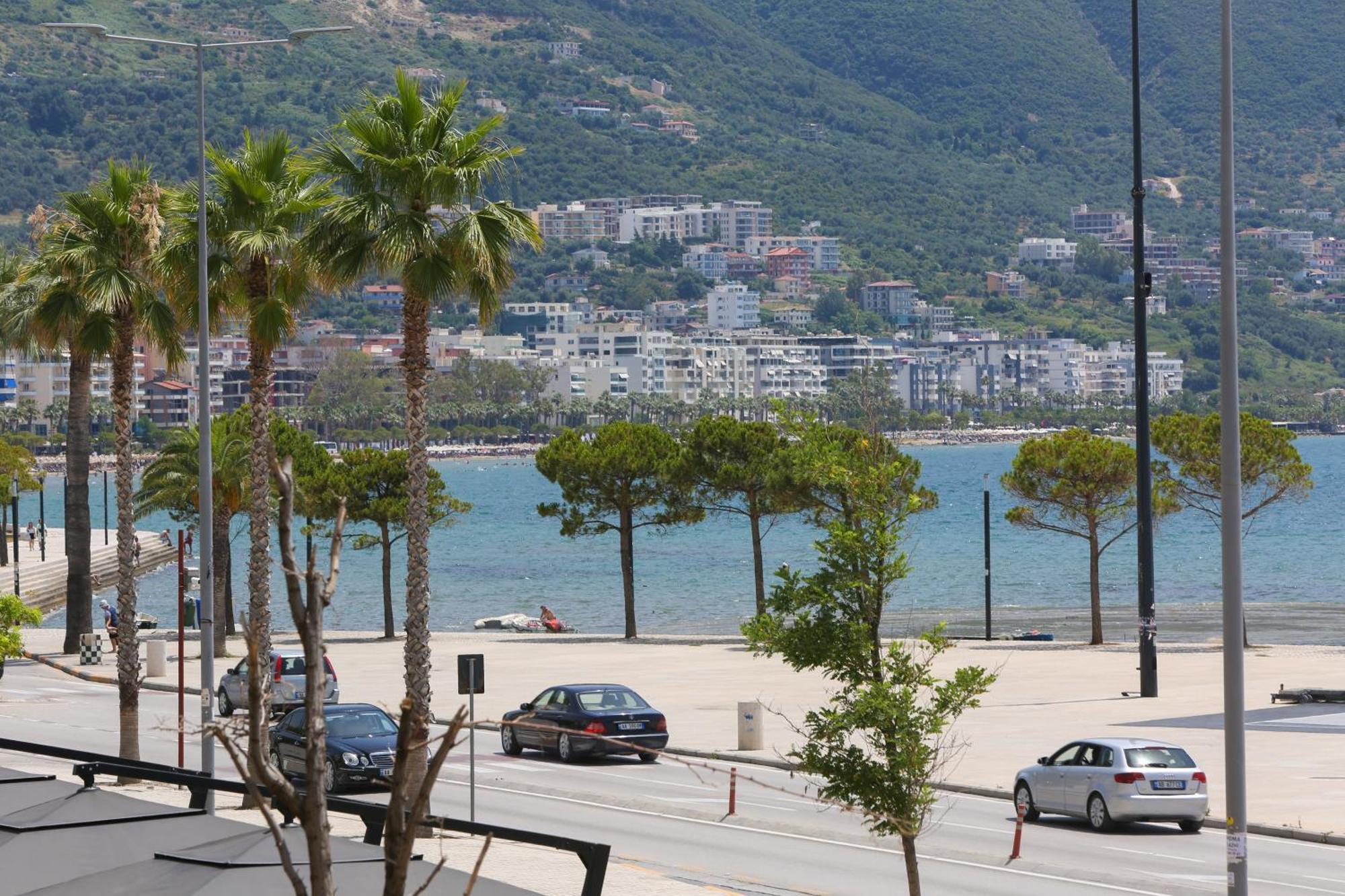 Hotel Brooklyn Vlorë 외부 사진