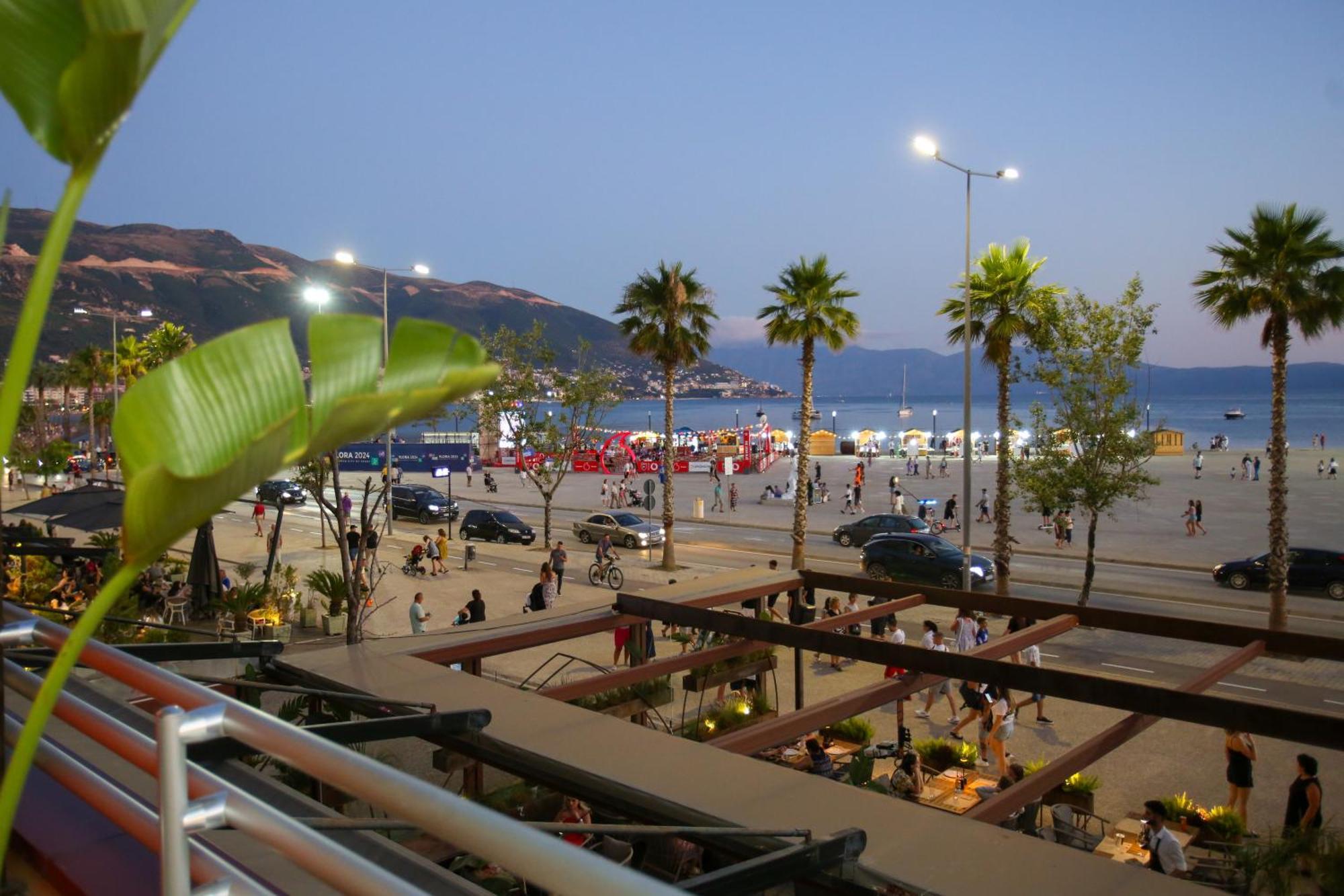 Hotel Brooklyn Vlorë 외부 사진
