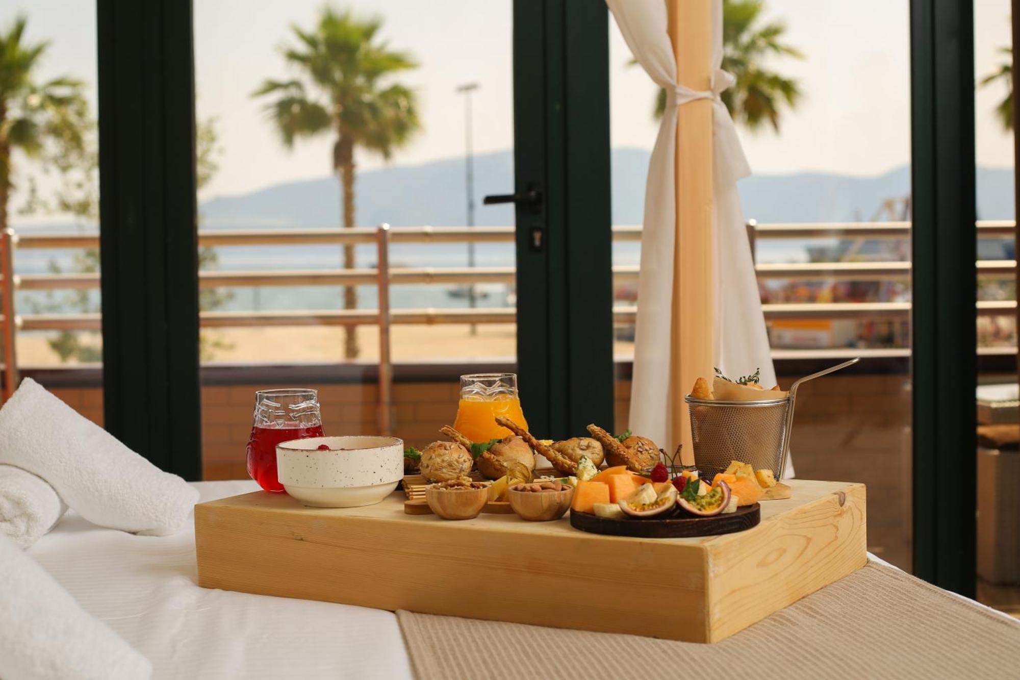 Hotel Brooklyn Vlorë 외부 사진